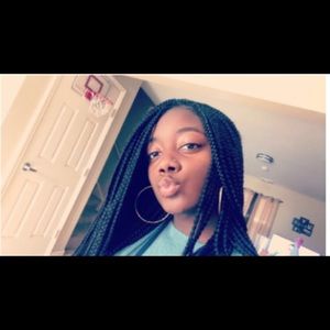 Meet your Posher, Ashley